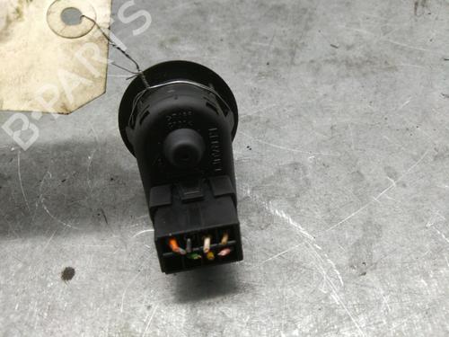 Used Mirror switch Mirror switch DACIA LOGAN (LS_) 1.6 (LS0B, LS0D, LS0F, LS0H) (87 hp) 25077155 25077155