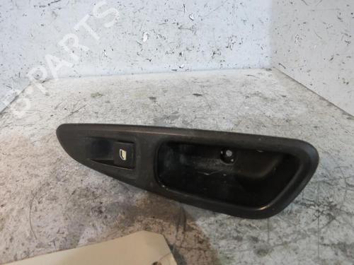 Used Right rear window switch PEUGEOT 308 SW I (4E_, 4H_) 1.6 HDi (90 hp) 25081051