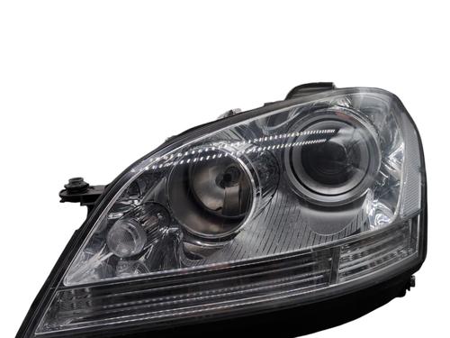 Used Left headlight Left headlight MERCEDES-BENZ M-CLASS (W164) ML 320 CDI 4-matic (164.122) (224 hp) 26524638 26524638