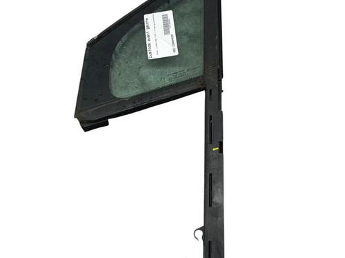 front-left-quarter-glass-peugeot-3008-i-mpv-0u_-2009-2010-2011-2012-2013-2014-2015-2016-2017-32209262 main image