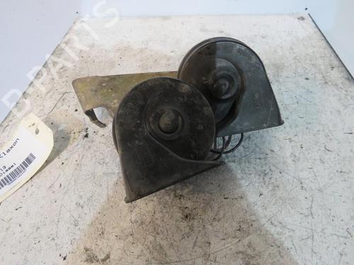 Used Mass air flow sensor KIA SPORTAGE II (JE_, KM_) 2.0 CRDi 4WD (113 hp) 25070826