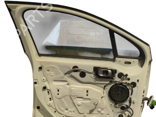 Dør venstre fortil CITROËN C3 III (SX) 1.2 PureTech 82 (83 hp) 31980711