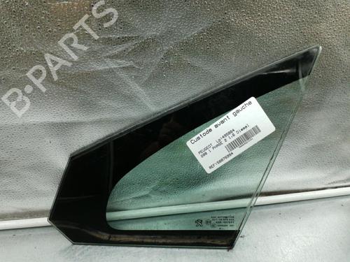 Vidro triangular frente esquerdo Vidro triangular frente esquerdo PEUGEOT 208 I (CA_, CC_) 1.6 HDi / BlueHDi 75 (75 hp) 25062678 25062678