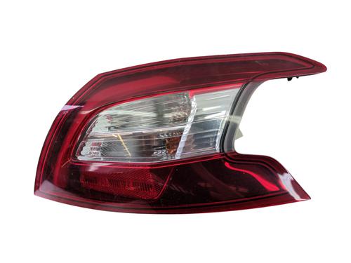 Used Right taillight PEUGEOT 308 II (LB_, LP_, LW_, LH_, L3_) 1.6 BlueHDi 120 (120 hp) 28516989