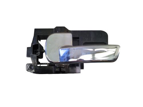 Used Rear right interior door handle Rear right interior door handle 32864302 32864302