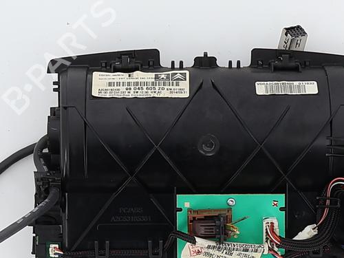 Used Display monitor Display monitor 39521445 39521445