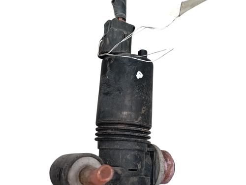 washer-pump-nissan-juke-f15-2010-2011-2012-2013-2014-2015-2016-2017-2018-2019-30438694 main image