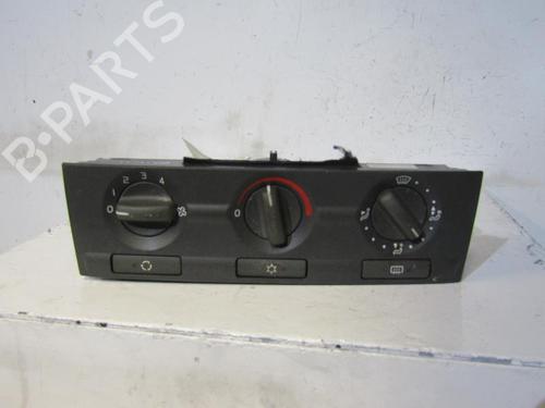 Used Climate control VOLVO S40 I (644) 1.9 DI (95 hp) 25111897