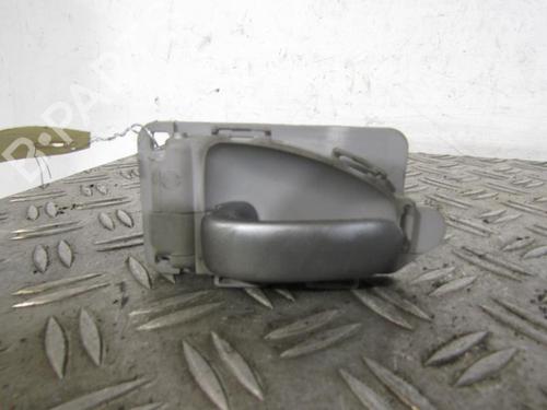 Used Front left interior door handle CITROËN XSARA PICASSO (N68) [1999-2012]  25113065