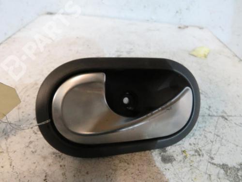 Used Rear left interior door handle Rear left interior door handle RENAULT SCÉNIC II (JM0/1_) 1.5 dCi (JM1E, JM16) (106 hp) 10606827 10606827