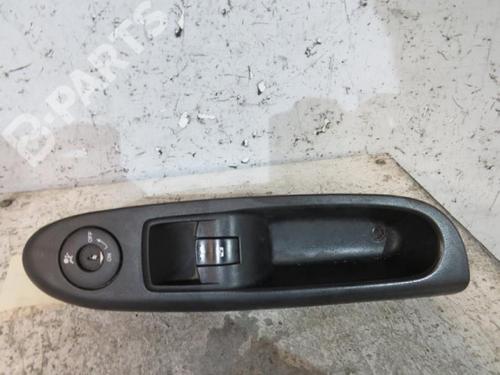 Used Right front window switch Right front window switch RENAULT CLIO II (BB_, CB_) [1998-2016] 10604574 10604574