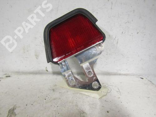 Used Third brake light Third brake light TOYOTA AVENSIS (_T25_) 2.0 D-4D (CDT250_, CDT250R) (116 hp) 10597846 10597846