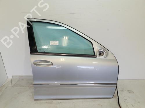 Used Right front door MERCEDES-BENZ C-CLASS (W203) C 200 CDI (203.004) (116 hp) 25077818