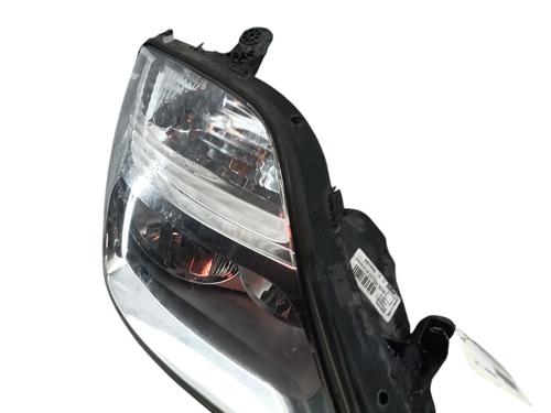 Used Right headlight Right headlight RENAULT SCÉNIC I MPV (JA0/1_, FA0_) 1.6 (JA00, JA16, JA15, JA19, JA1V, JA2B, JA2C, JA0B,... (107 hp) 31282183 31282183