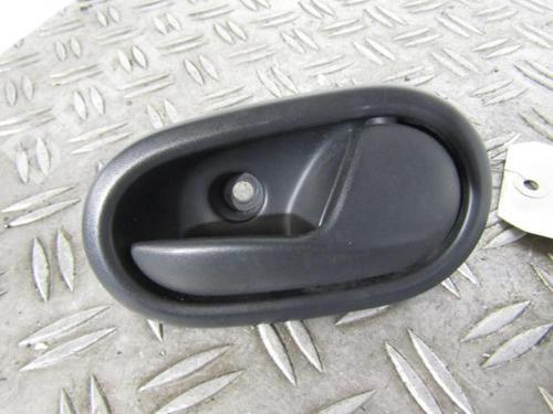 Used Front right interior door handle Front right interior door handle DACIA SANDERO II 1.2 (75 hp) 10588811 10588811