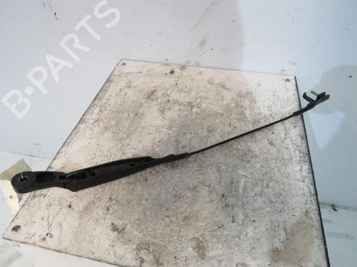 Used Front windshield wiper arm VW PASSAT B5.5 (3B3) 2.0 (115 hp) 25114726