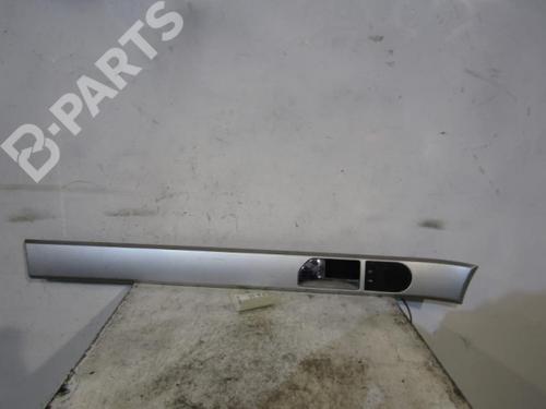 front-left-interior-door-handle-vw-touareg-7la-7l6-7l7-25-r5-tdi-7l6867067n7u7-2002-2003-2004-2005-2006-2007-2008-2009-2010-2011-2012-2013-10596400 main image