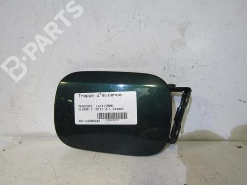 fuel-flap-mercedes-benz-e-class-w211-e-200-cdi-211004-2117500206-2002-2003-2004-2005-2006-2007-2008-2009-10598723 main image