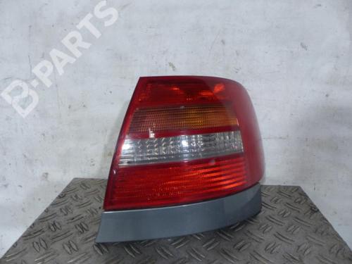 Used Right taillight Right taillight AUDI A4 B5 (8D2) 2.5 TDI quattro (150 hp) 10585175 10585175