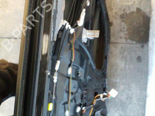 Dør højre fortil SUZUKI SWIFT III (MZ, EZ) 1.3 (RS413, ZC11S) (92 hp) 25089442
