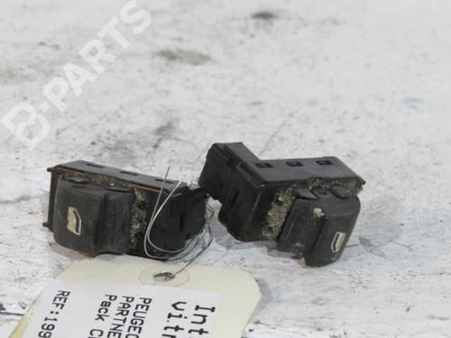 Used Left front window switch Left front window switch CITROËN BERLINGO Box Body/MPV (B9) [2008-2026] 10602221 10602221