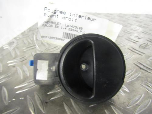 Used Front right interior door handle Front right interior door handle CHEVROLET AVEO / KALOS Hatchback (T200) 1.4 16V (94 hp) 10591742 10591742