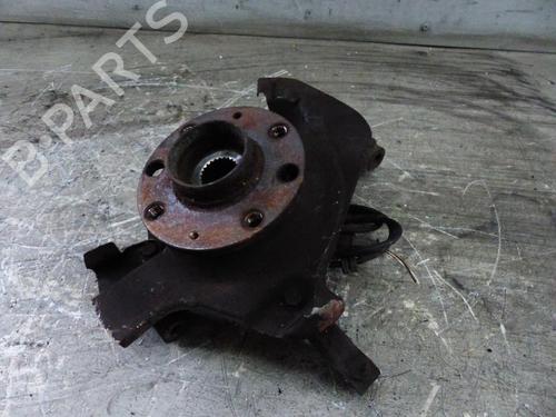 Used Left front steering knuckle FIAT GRANDE PUNTO (199_) 1.3 D Multijet (75 hp) 25112453