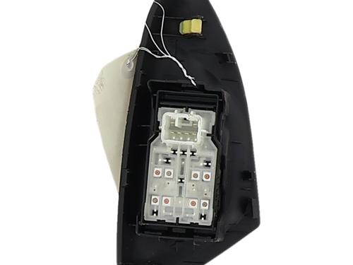 left-front-window-switch-peugeot-108-2014-39952652 main image