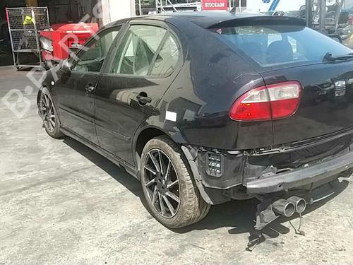 Front windshield wiper arm SEAT LEON (1M1) 1.9 TDI | BP25081515C143 
