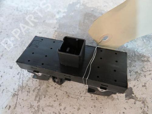 Used Left front window switch Left front window switch VW TOURAN (1T1, 1T2) 1.9 TDI (105 hp) 25092142 25092142