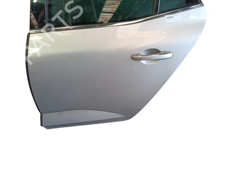 Right front door PEUGEOT 308 I (4A_, 4C_) 1.6 HDi | BP32237017C3 