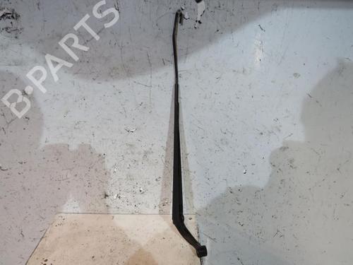 Used Front windshield wiper arm TOYOTA COROLLA (_E12_) 1.4 D (NDE120_, NDE120R) (90 hp) 25095328