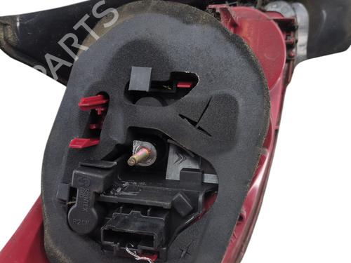 Używane Lampa tylna prawa PEUGEOT 206 Hatchback (2A/C) 1.4 i (75 hp) 30724037