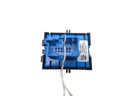 switch-opel-mokka-2020-29429072 main image