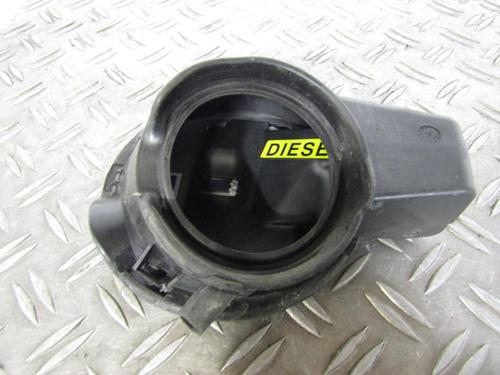Fuel flap PEUGEOT 5008 (0U_, 0E_) 1.6 HDi | BP25084341C131