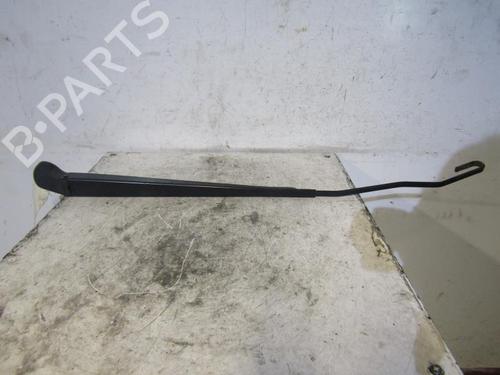 Used Front windshield wiper arm CITROËN XSARA PICASSO (N68) 1.6 HDi (109 hp) 25106811