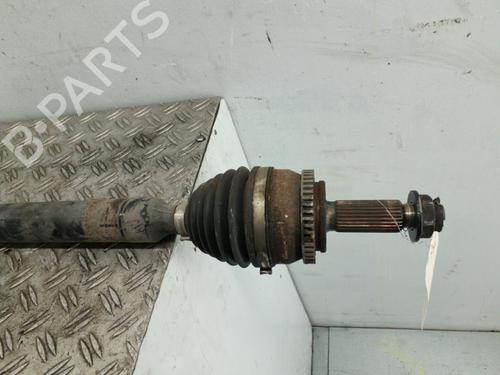 Used Right front driveshaft Right front driveshaft HYUNDAI i30 (PDE, PD, PDEN) 1.6 CRDi (110 hp) 25104912 25104912