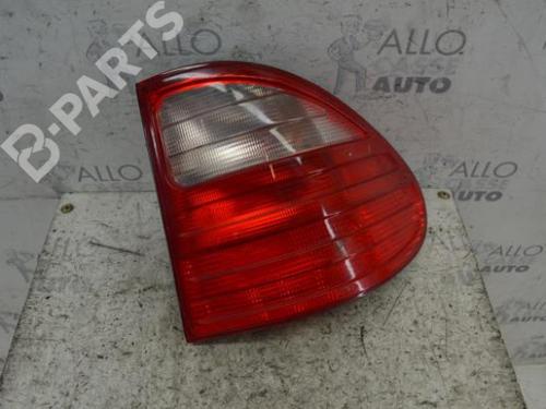 Used Right taillight Right taillight MERCEDES-BENZ E-CLASS T-Model (S210) E 290 T Turbo-D (210.217) (129 hp) 10612534 10612534
