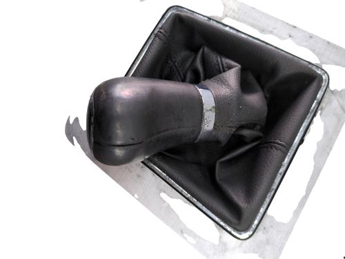 Used Gear lever SKODA OCTAVIA III (5E3, NL3, NR3) 1.5 TSI (150 hp) 30132544