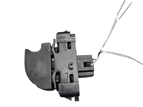 Used Left rear window switch Left rear window switch RENAULT MEGANE IV Hatchback (B9A/M/N_) [2015-2026] 25098500 25098500