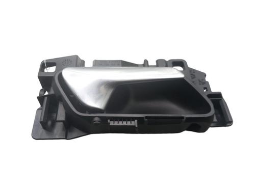 Used Rear right interior door handle Rear right interior door handle PEUGEOT 308 II (LB_, LP_, LW_, LH_, L3_) 1.6 BlueHDi 120 (120 hp) 25074632 25074632
