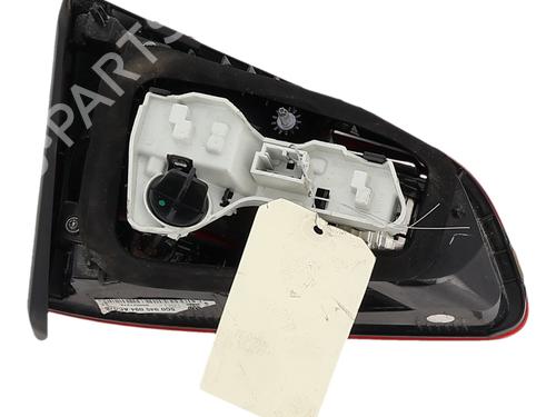 right-tailgate-light-vw-golf-vii-5g1-bq1-be1-be2-2012-2013-2014-2015-2016-2017-2018-2019-2020-2021-34044406 main image
