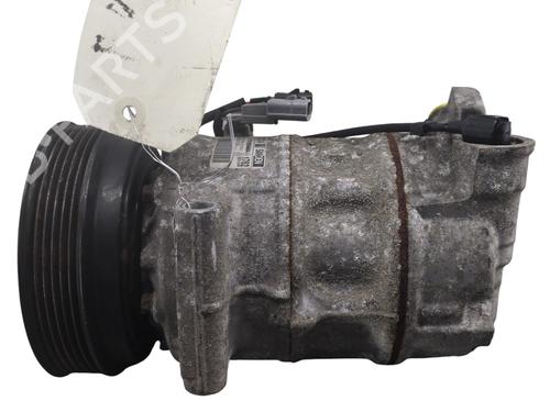 Used AC compressor AC compressor RENAULT MEGANE IV Hatchback (B9A/M/N_) 1.5 dCi 110 (B9A3) (110 hp) 32315140 32315140