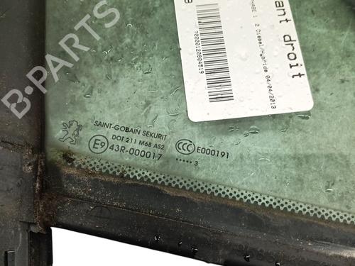 front-right-quarter-glass-peugeot-3008-i-mpv-0u_-2009-2010-2011-2012-2013-2014-2015-2016-2017-32209261 main image