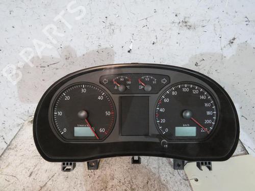 Used Instrument cluster VW POLO (9N_, 9A_) 1.4 TDI (70 hp) 25066860