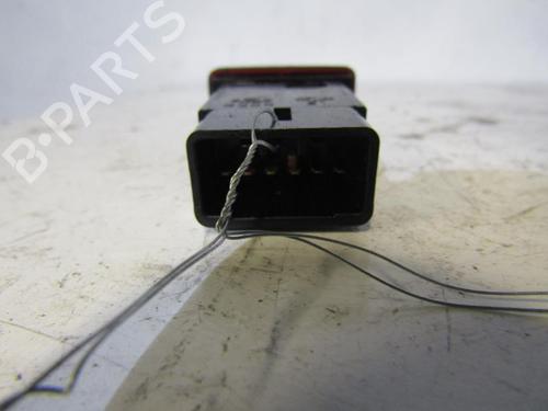Used Warning switch Warning switch HYUNDAI TRAJET (FO) 2.0 CRDi (113 hp) 25090465 25090465