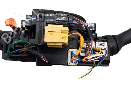 Steering column stalk TOYOTA YARIS (_P13_) 1.5 Hybrid (NHP130_, NHP130) | BP29508364I23 