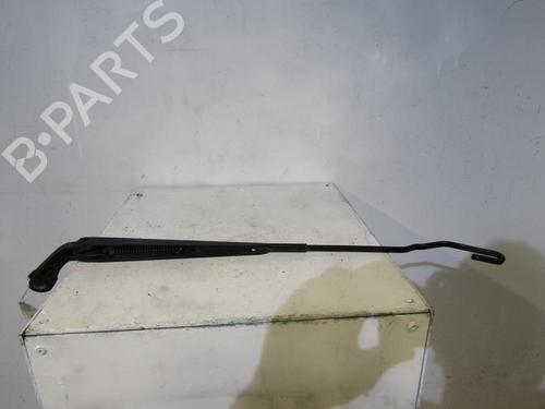 Used Front windshield wiper arm CHRYSLER VOYAGER IV (RG, RS) 2.8 CRD (150 hp) 25079181