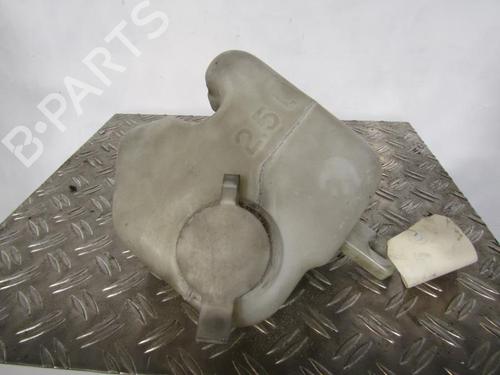 Used Windscreen washer tank BMW 3 Compact (E36) 318 tds (90 hp) 25113469