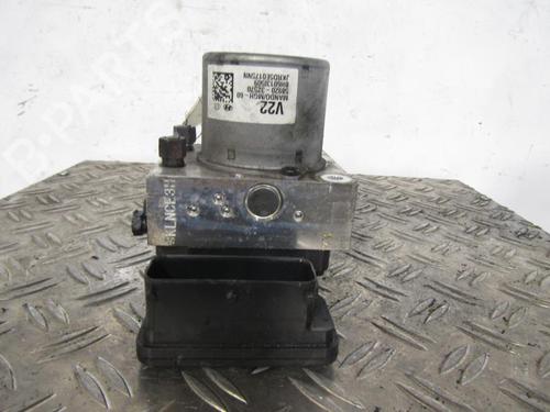 Used ABS pump HYUNDAI i40 I (VF) 1.7 CRDi (136 hp) 25084686